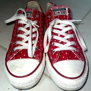 Red Starry Low Top Converse